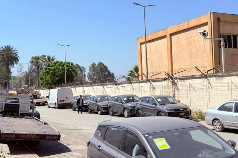 سيارات جاهزة للتسليم